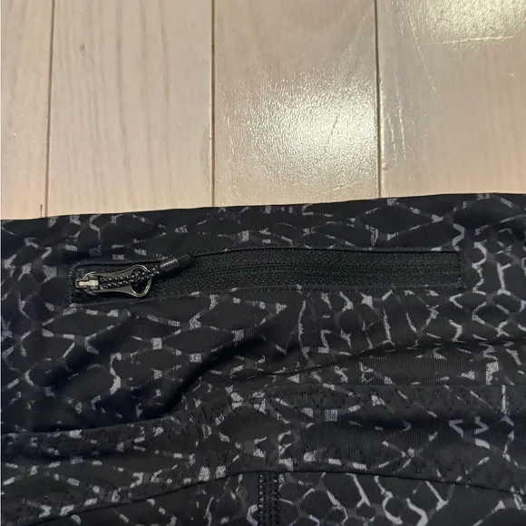 Lululemon capri leggings - Picture 4 of 5